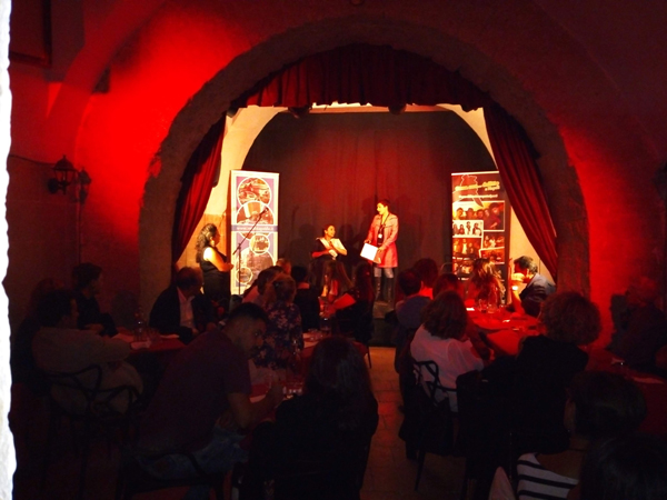 cena con delitto Napoli